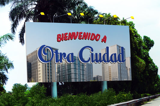Signage Bienvenido Otra Ciudad City 94.2x45cm